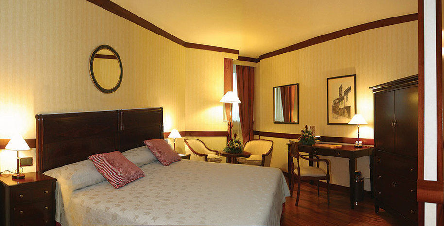 Eurostars Gran Hotel Santiago Santiago de Compostela Exterior photo